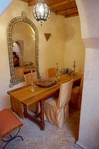 Romantic stylish riad with two fabulous terraces - image 6