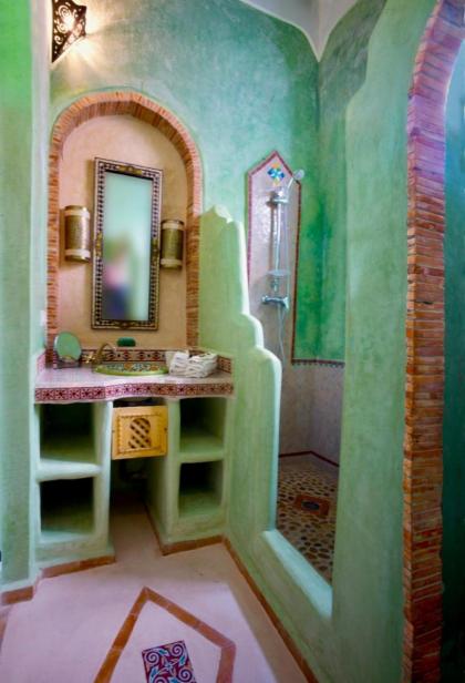 Au Riad Laylati - image 16